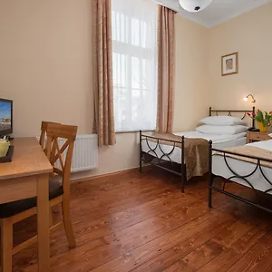 Hotel Sedan - Destigo, Sopot