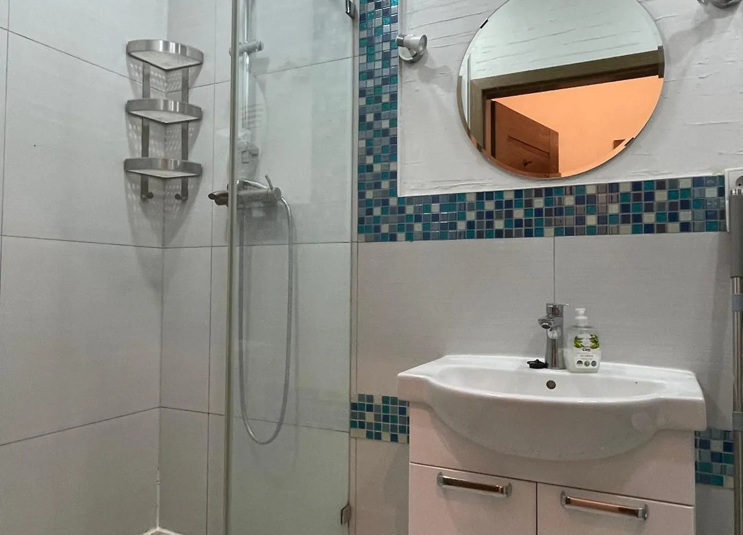 Apartment Home3City Tulipan Sopot